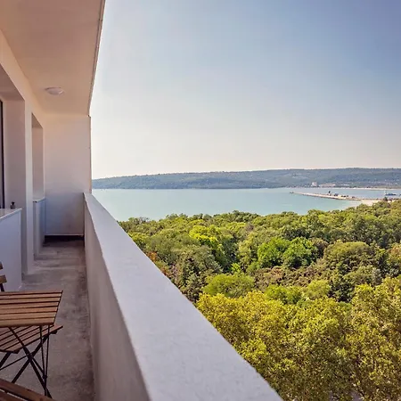 Apartment Modern Sea View 2bd Next To Sea Garden By Apartmax Varna
