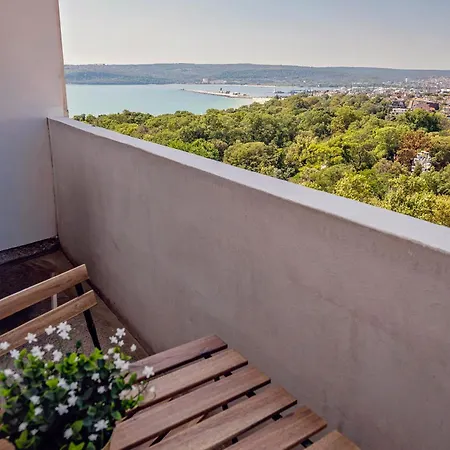 Modern Sea View 2bd Next To Sea Garden By Apartmax Apartment Varna